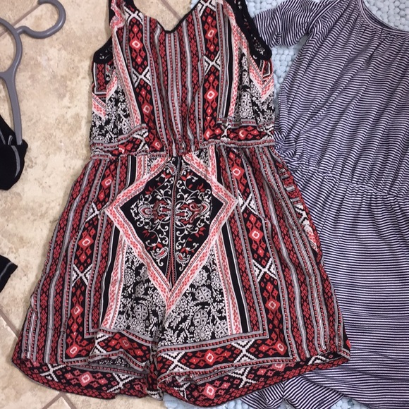 3 Rompers, CUTE - Picture 3 of 7